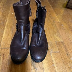 Kenneth Cole Boots